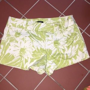 J Crew Green and white pattern shorts. Size 4